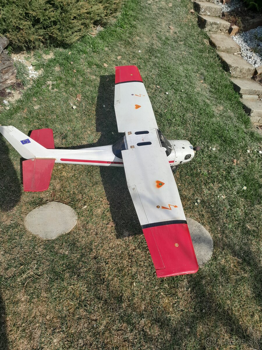RC model - Cesna 150