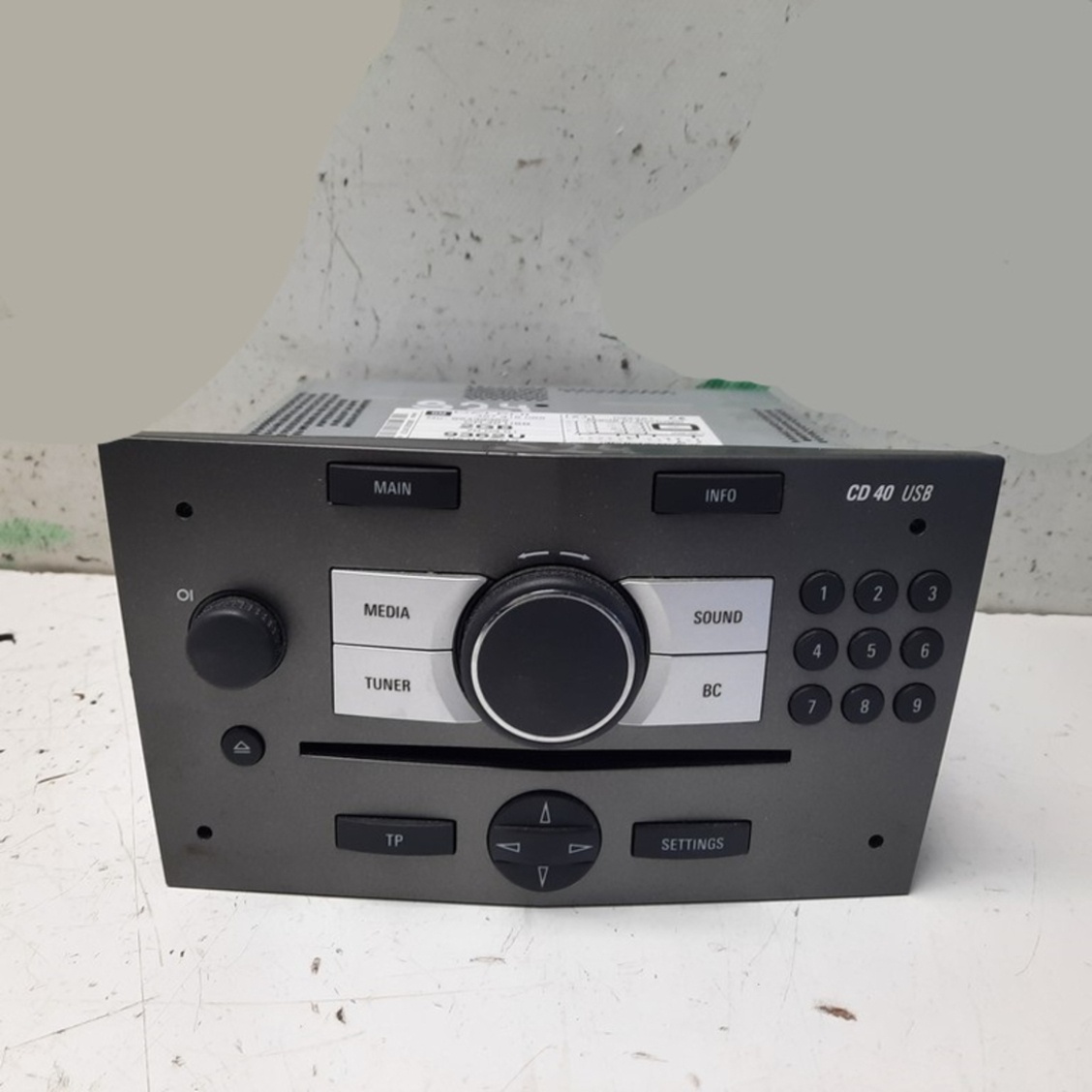 Predám autorádio Opel Antara 2015 95439362 497316088