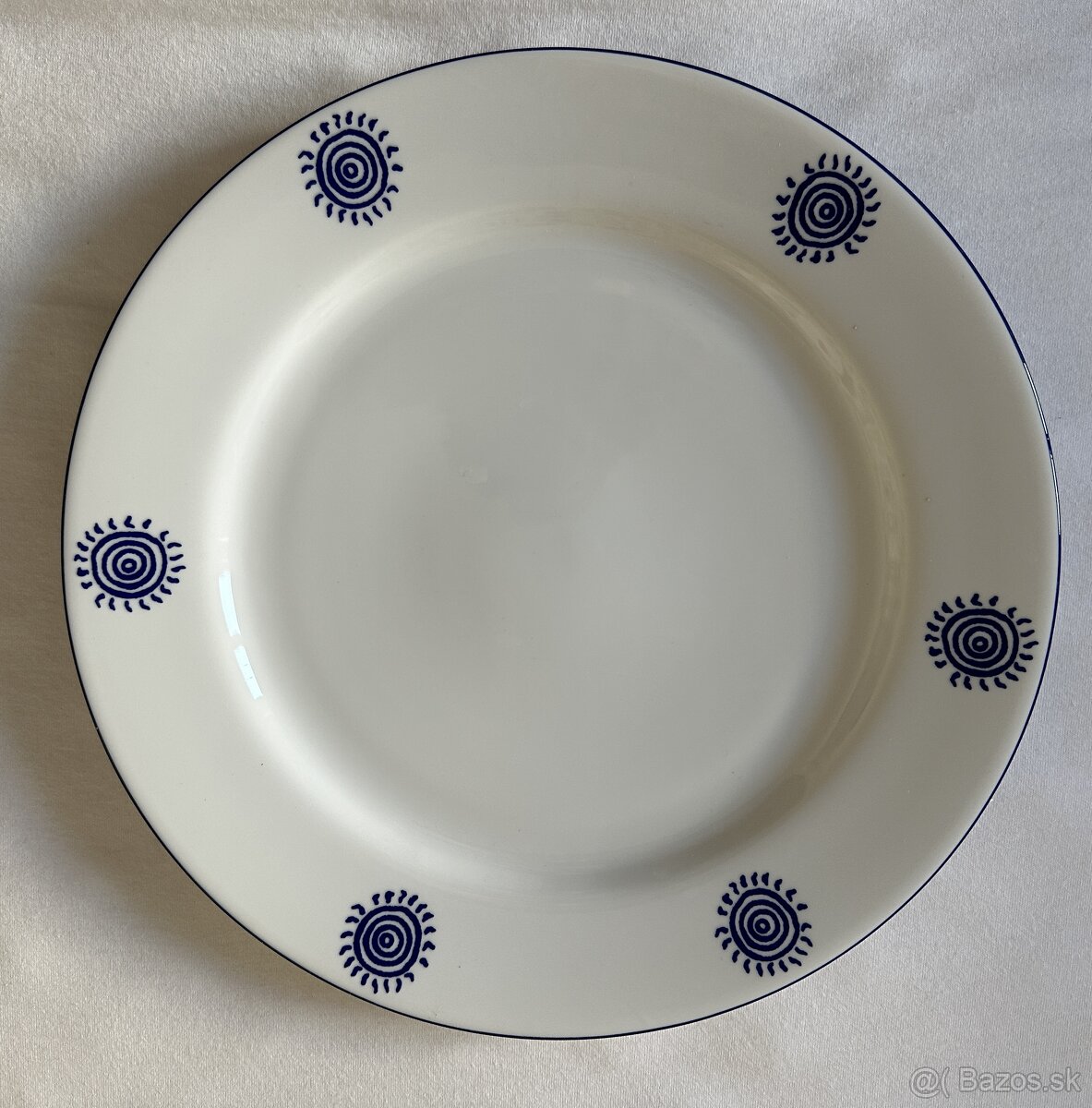 Od ARAMISA G.A.Barcelona BIELY PORCELÁNOVy TANIER za 10EUR