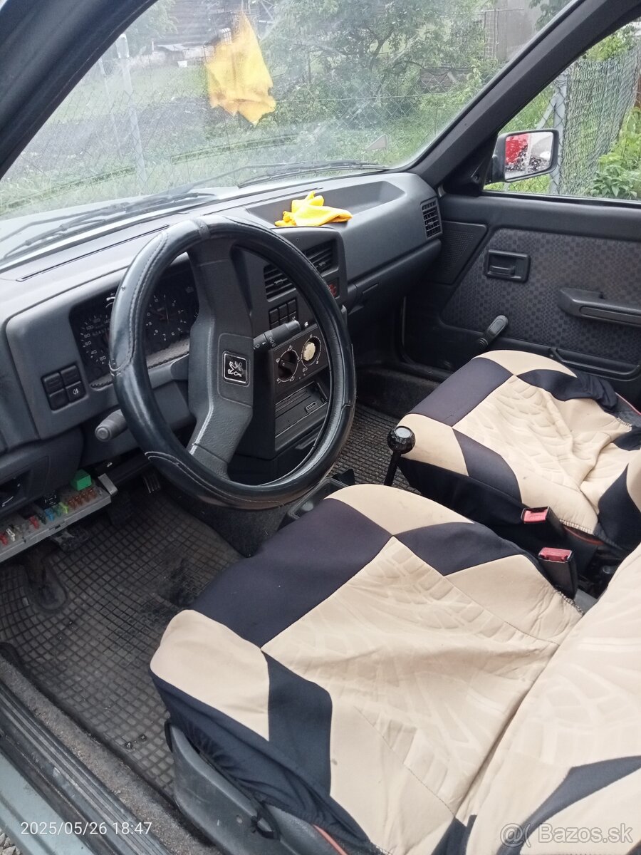 Peugeot 309 GRD