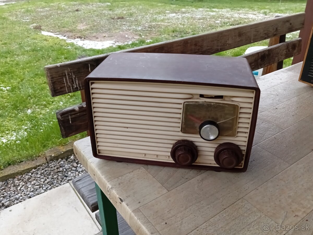 Predám rádio Tesla