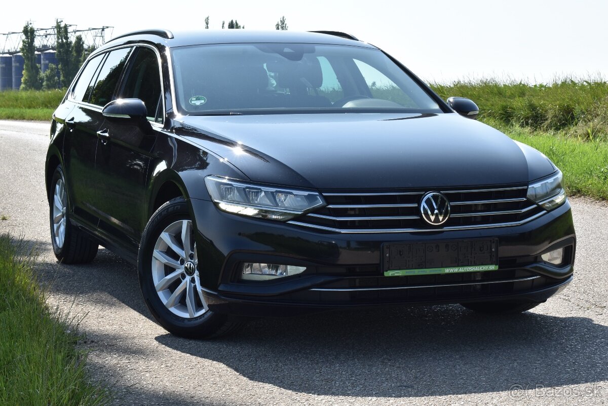 Volkswagen Passat Variant 2.0 TDI DSG /VIRTUAL/ 15.999,- EUR