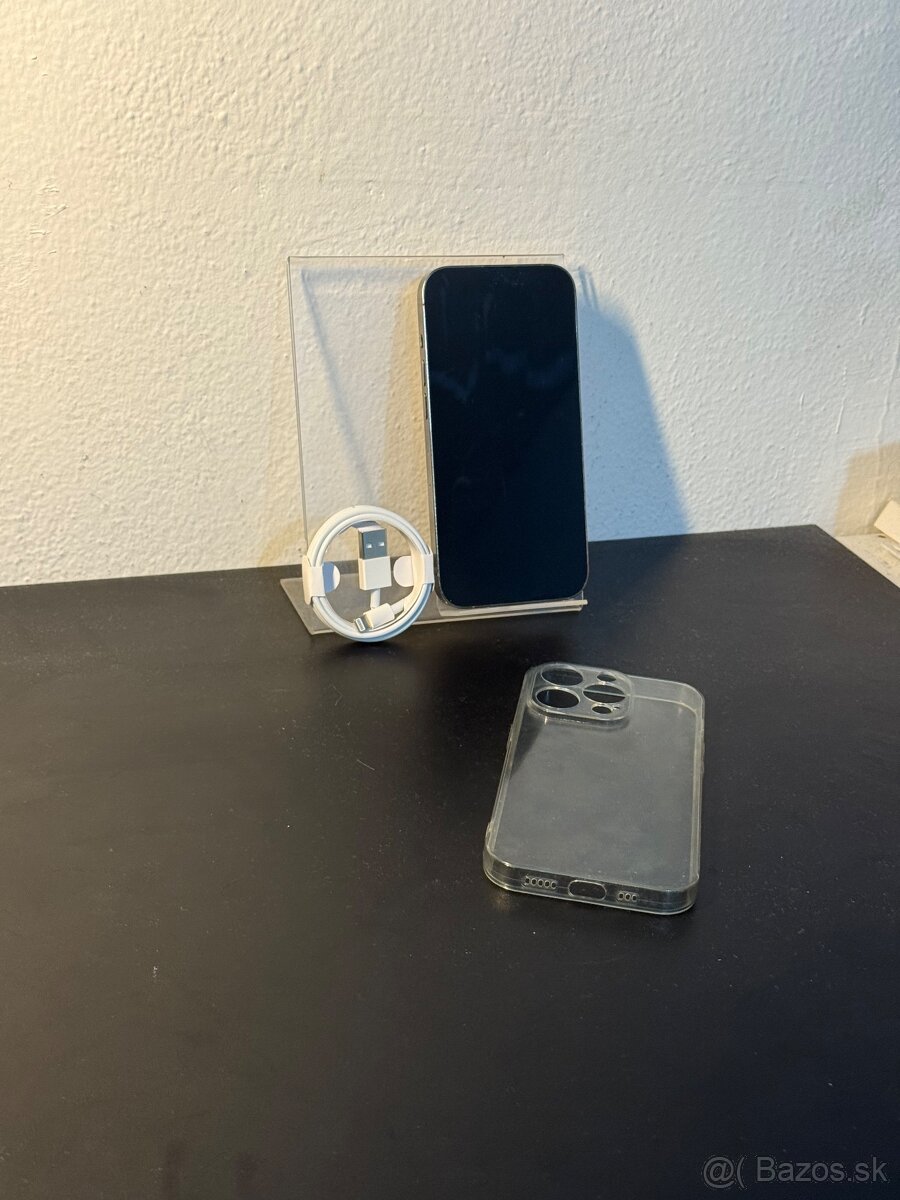 Predám Apple iPhone 14 PRO 128GB Gold Znakmy používania