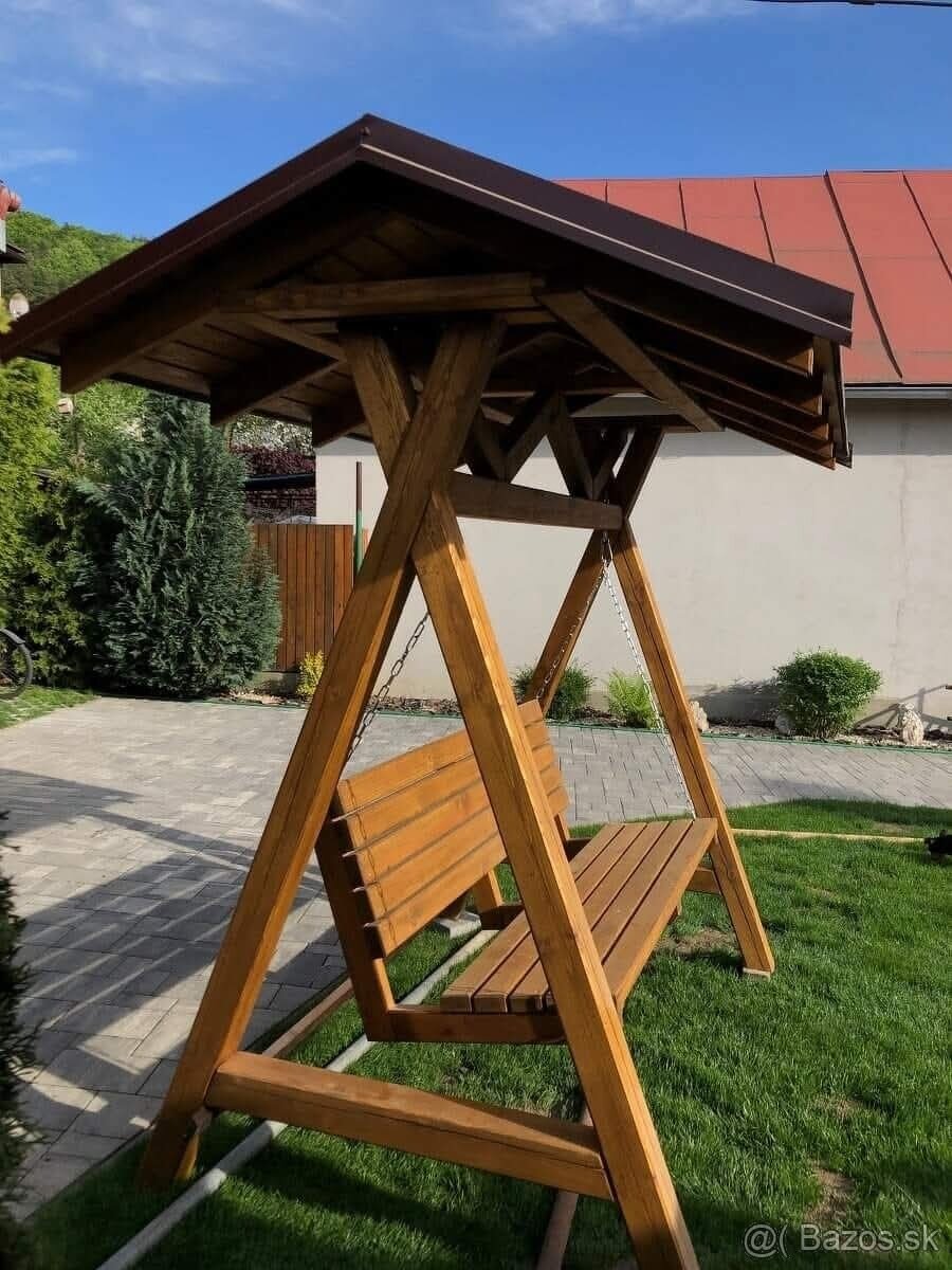 Záhradná hojdačka