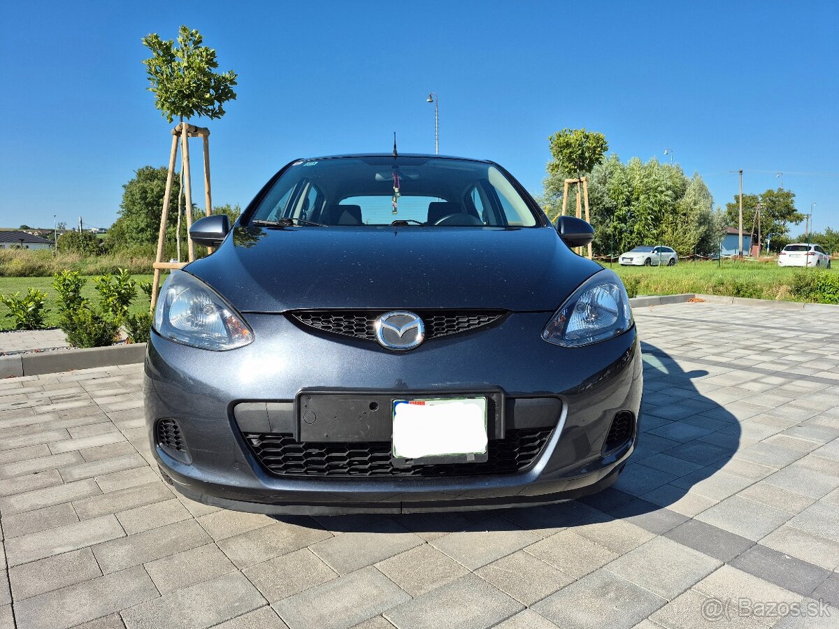 Mazda 2 ... 1,3 16v Benzín ... 131 000km
