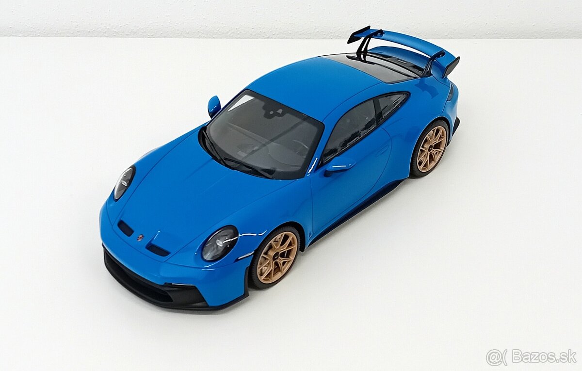 1:18 Minichamps Porsche 911 992 GT3 2021