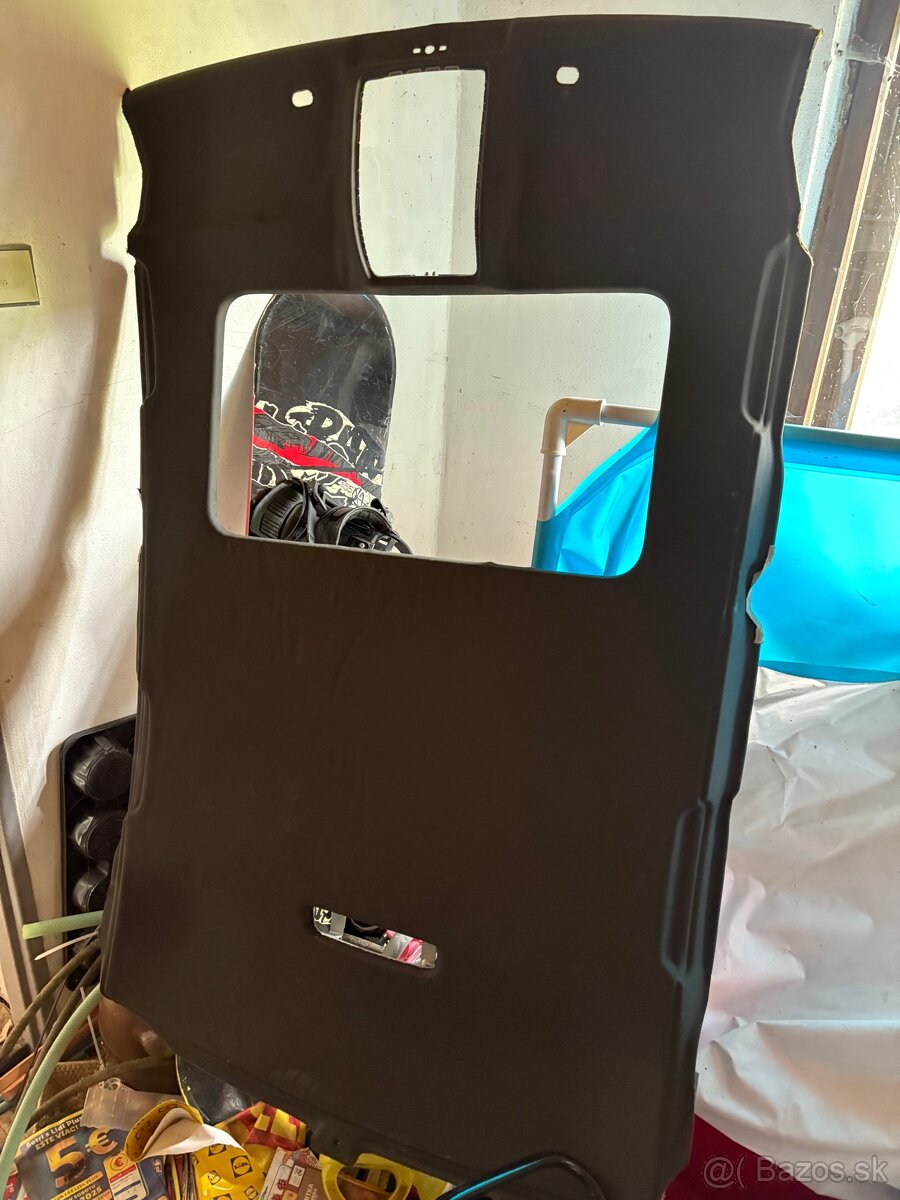 Predám čiernu sline stropnicu na Audi a4 b7 sedan