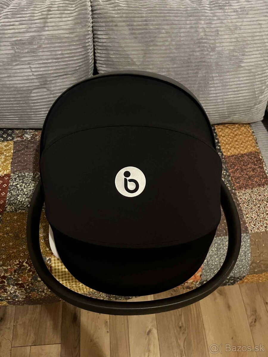 Autosedacka cybex vajíčko +izofix+hračka