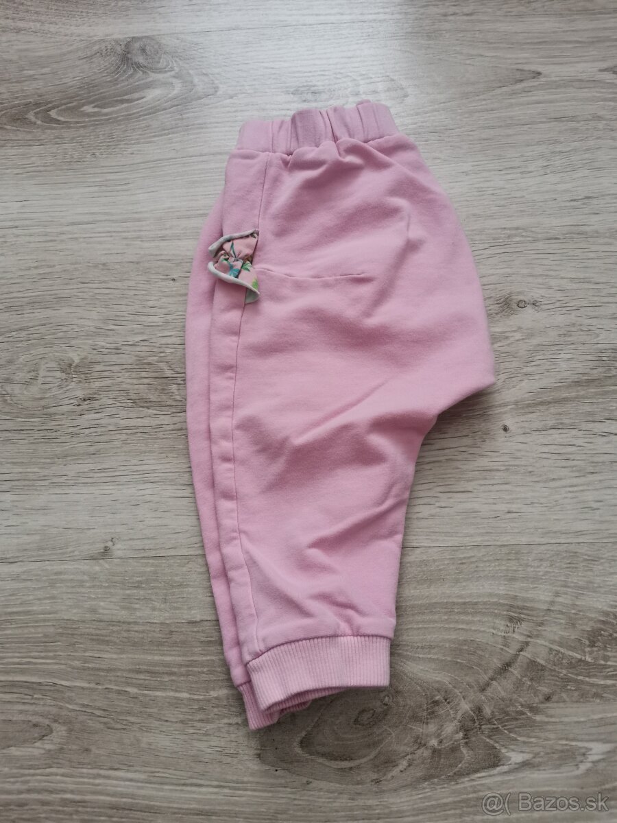 Dievčenské tepláky