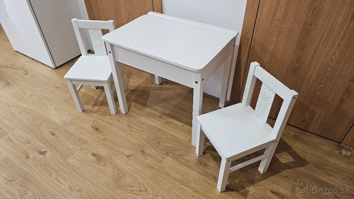 detský stolík a 2 detské stoličky IKEA SUNDVIK