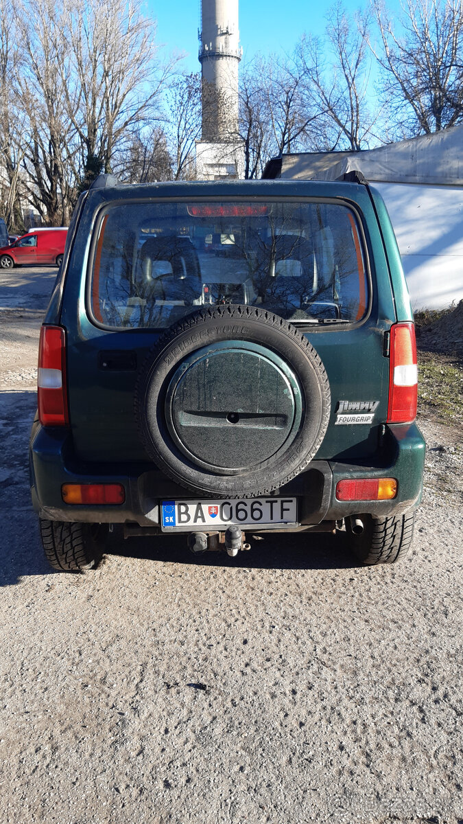 Predám Suzuki Jimny 1,3 benzín 4x4