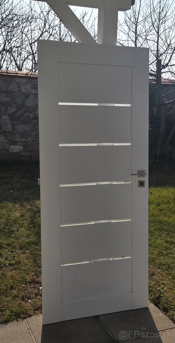 Predam interierove dvere