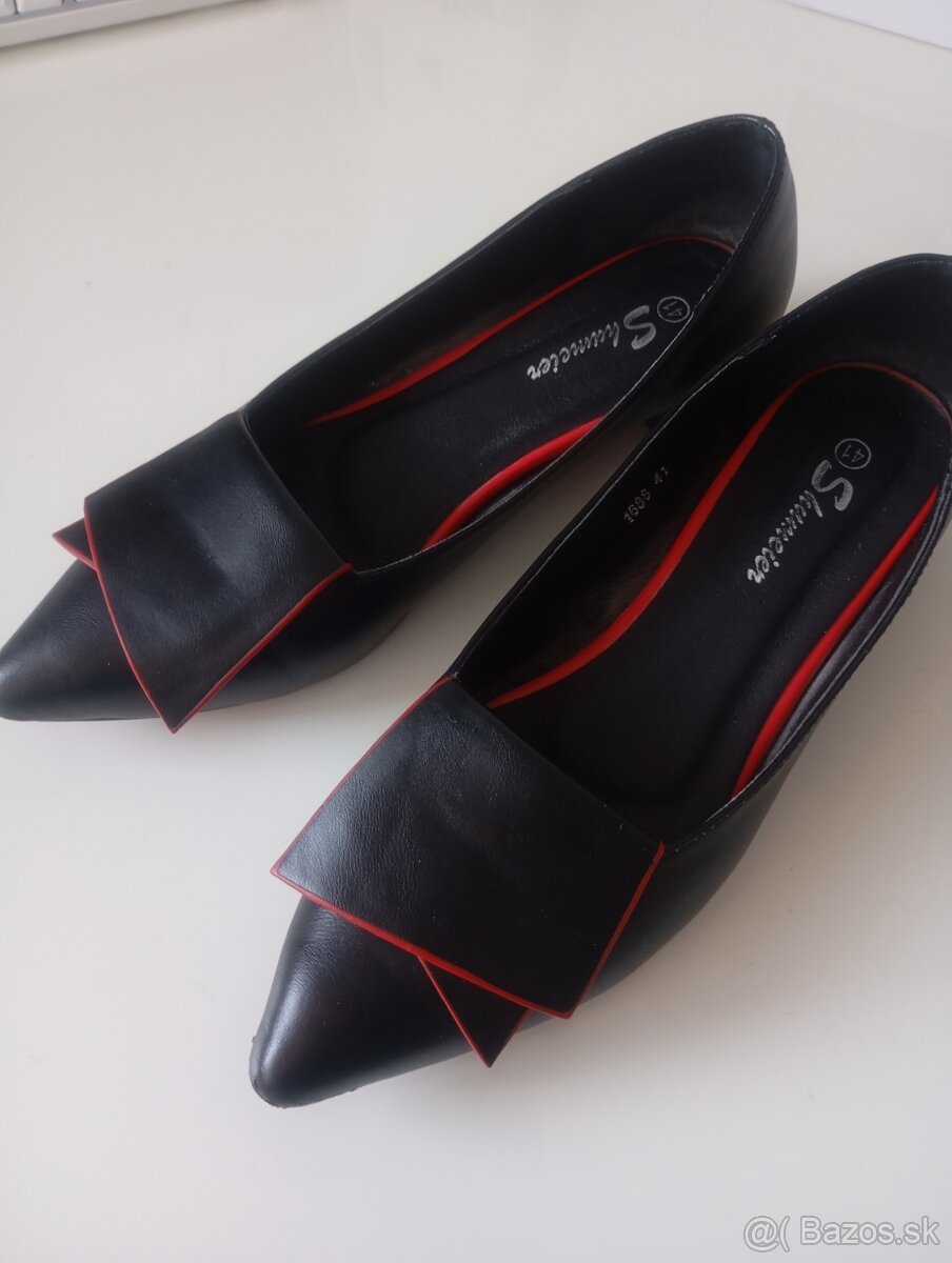 Elegantné čierne lodičky č. 39