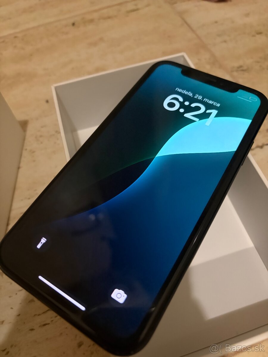 Predám IPhone XR 128GB