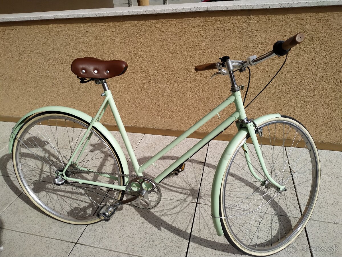 Repasovany retro bicykel Eska