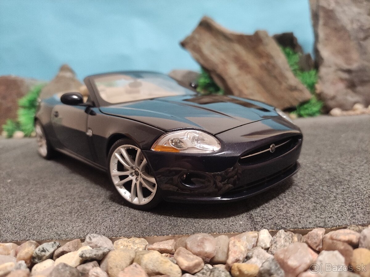 prodám model 1:18 jaguar XK cabrio AUTOART