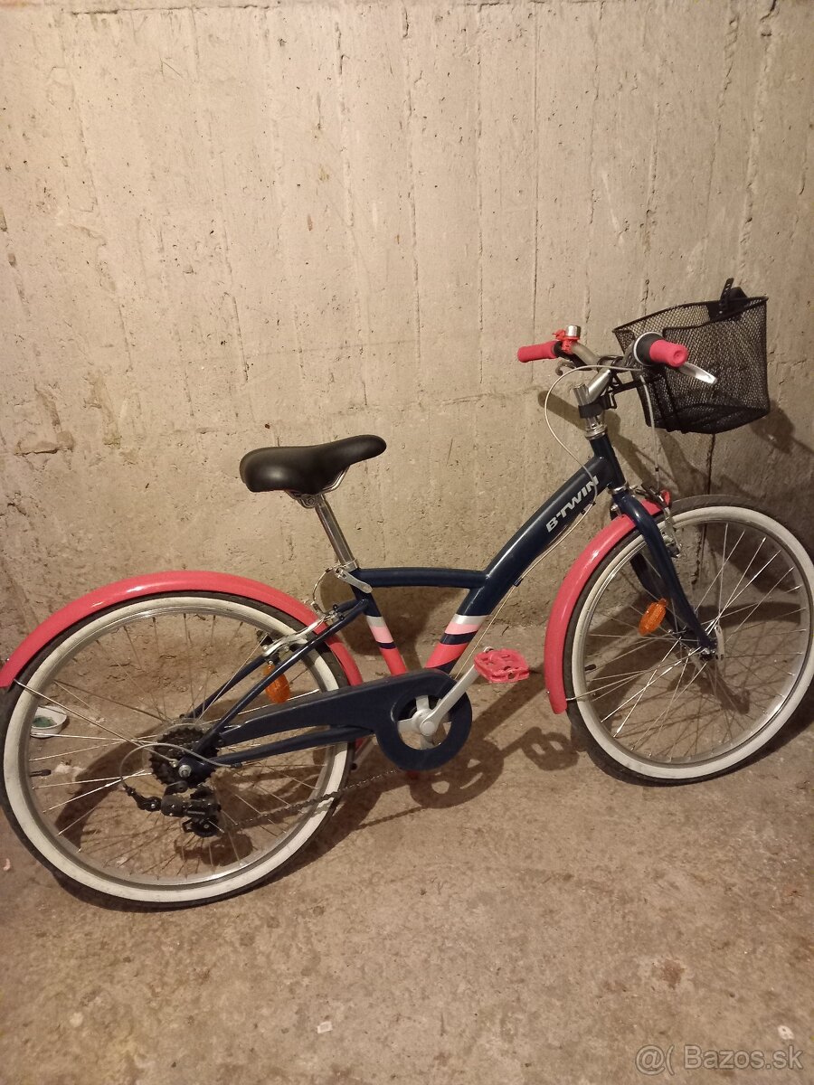 Dievčenský bicykel