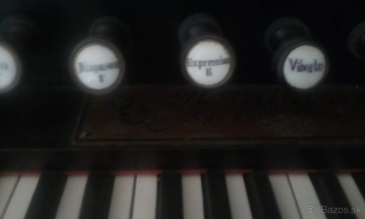 Harmonium J Paikr