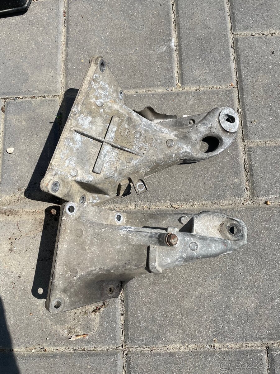 Držiaky motora bmw e46 6valec