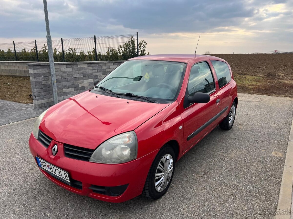 RENAULT CLIO 1.2
