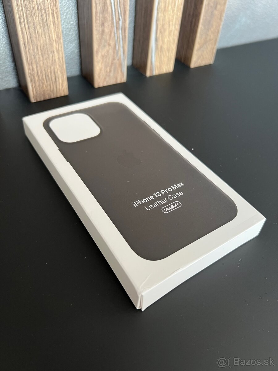 Kozeny kryt iPhone 13 Pro Max Letaher Case Midnight