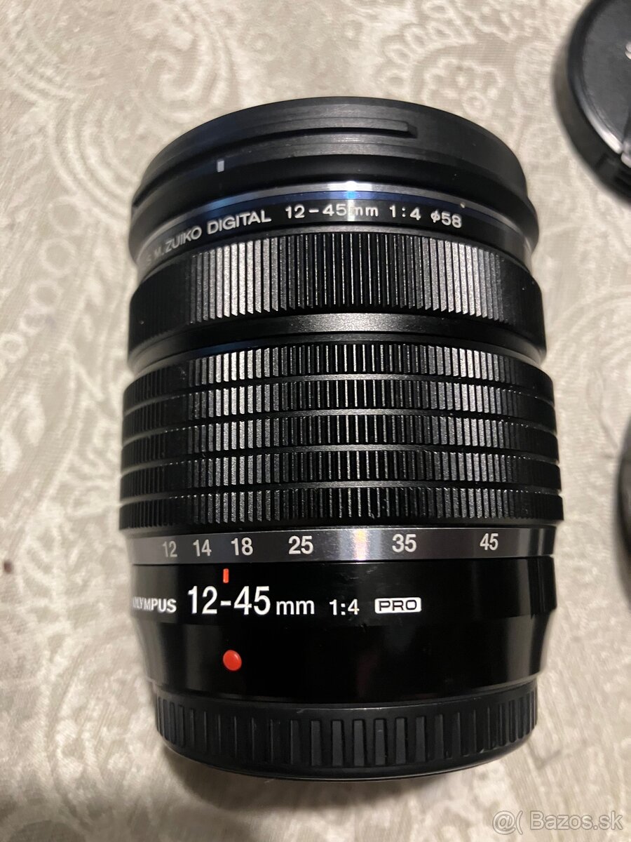 Olympus M. Zuiko Digital ED 12-45mm f/4 PRO