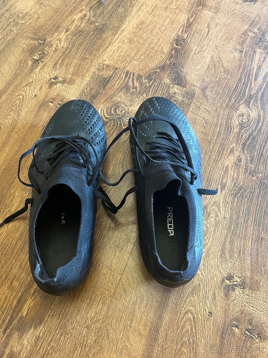 Kopačky Adidas Predator Accuracy 1. Low