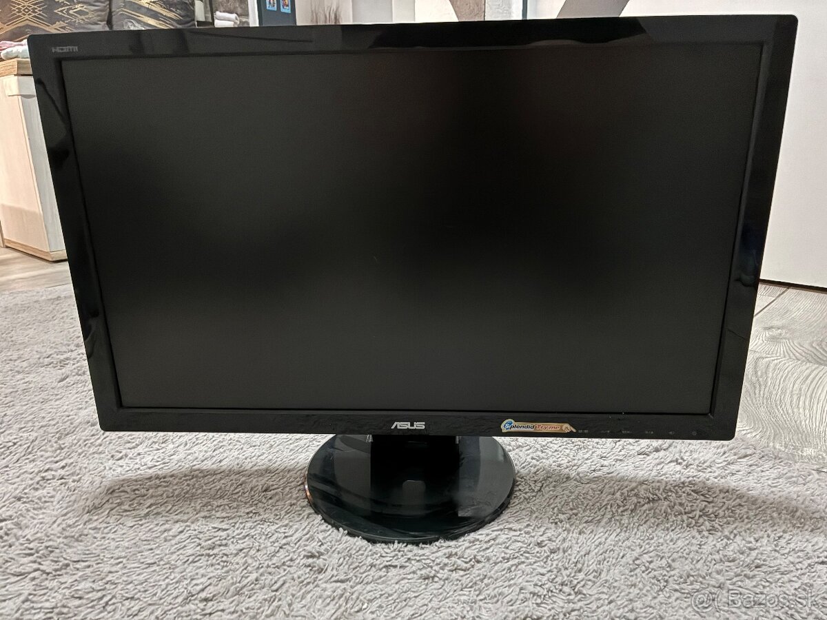 Monitor + stolný pocitac