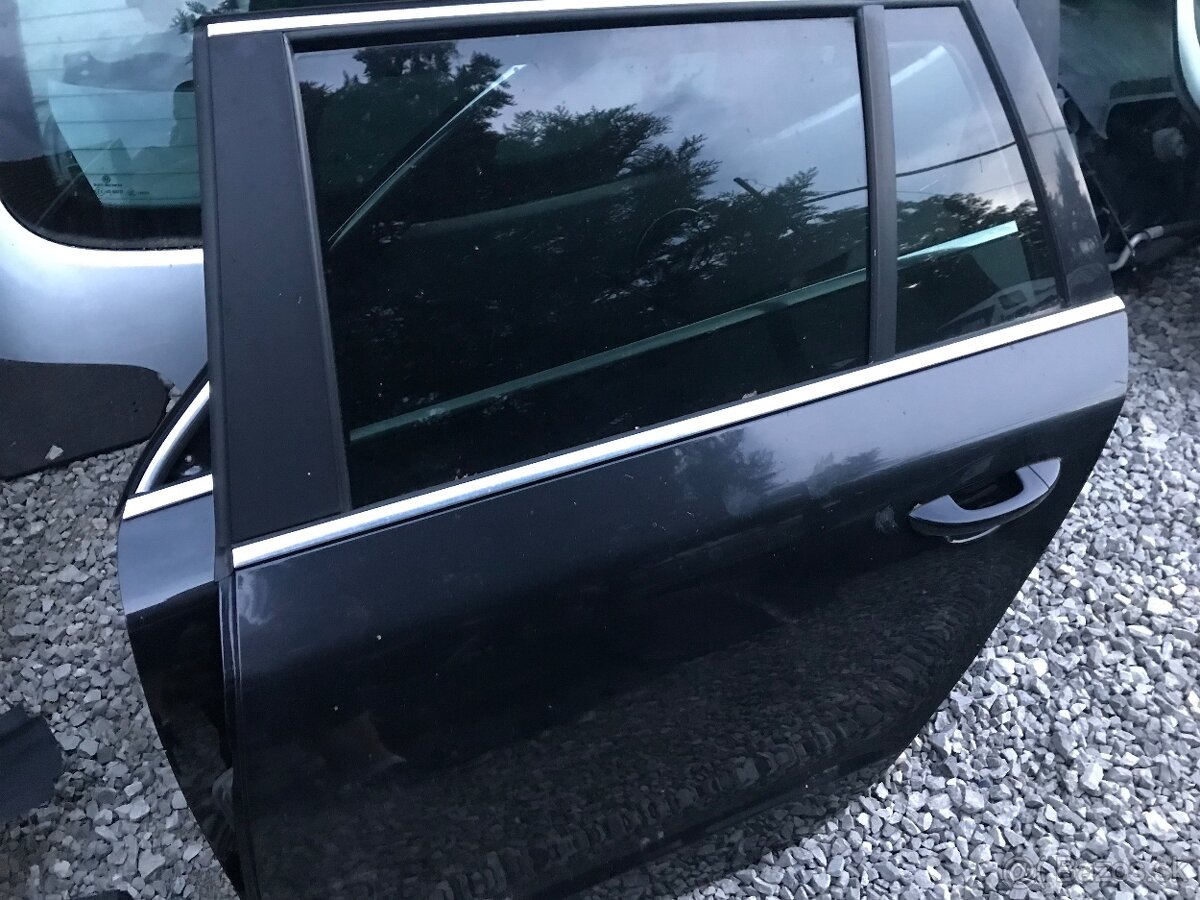 Dvere škoda superb 2 ľavé predne zadne