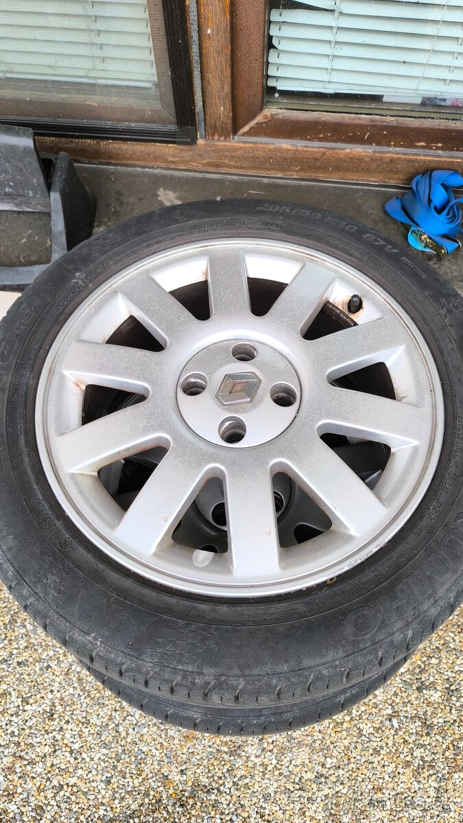 5x114,3 r16 Renault