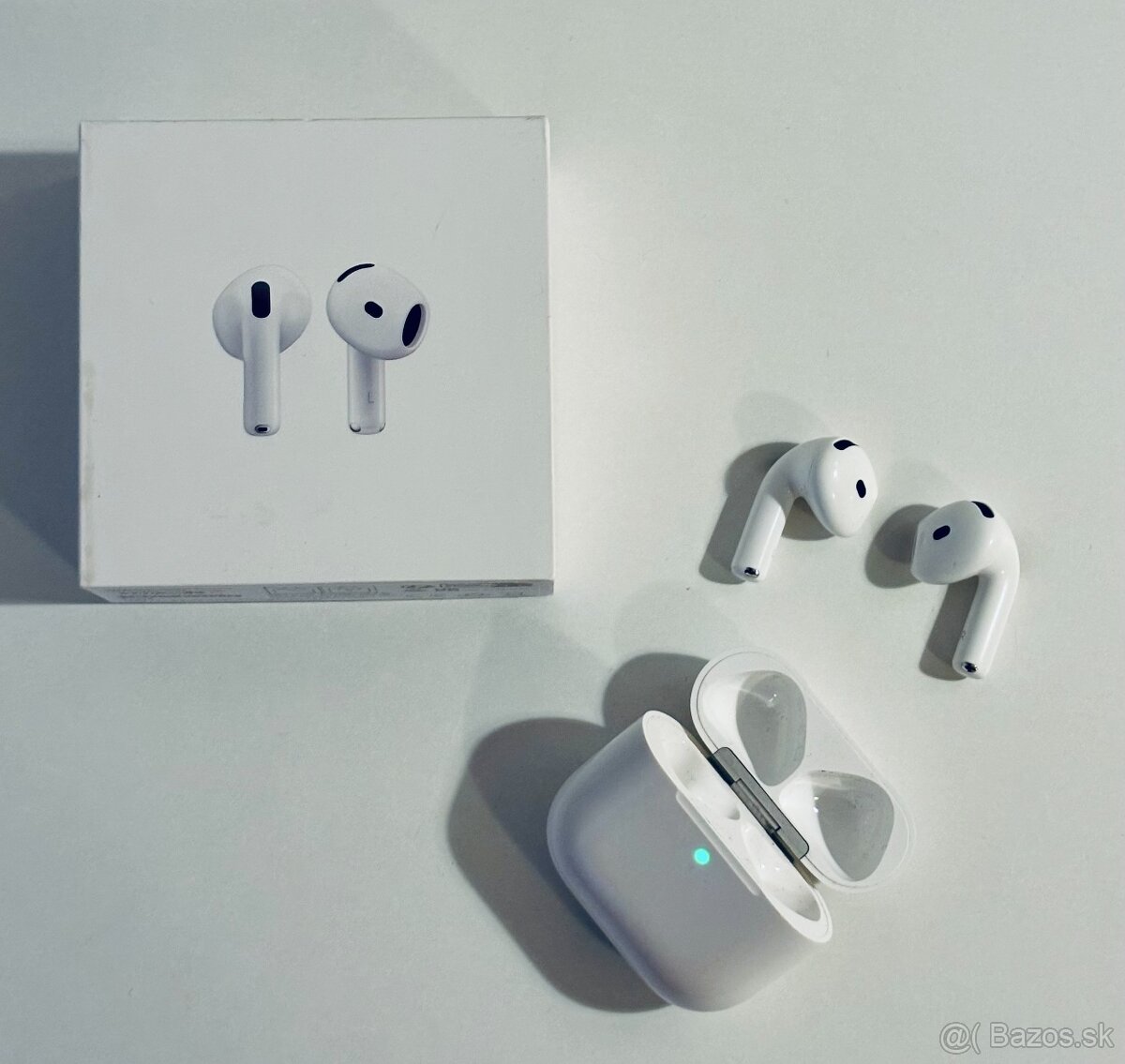 Apple AirPods (4. generácie)