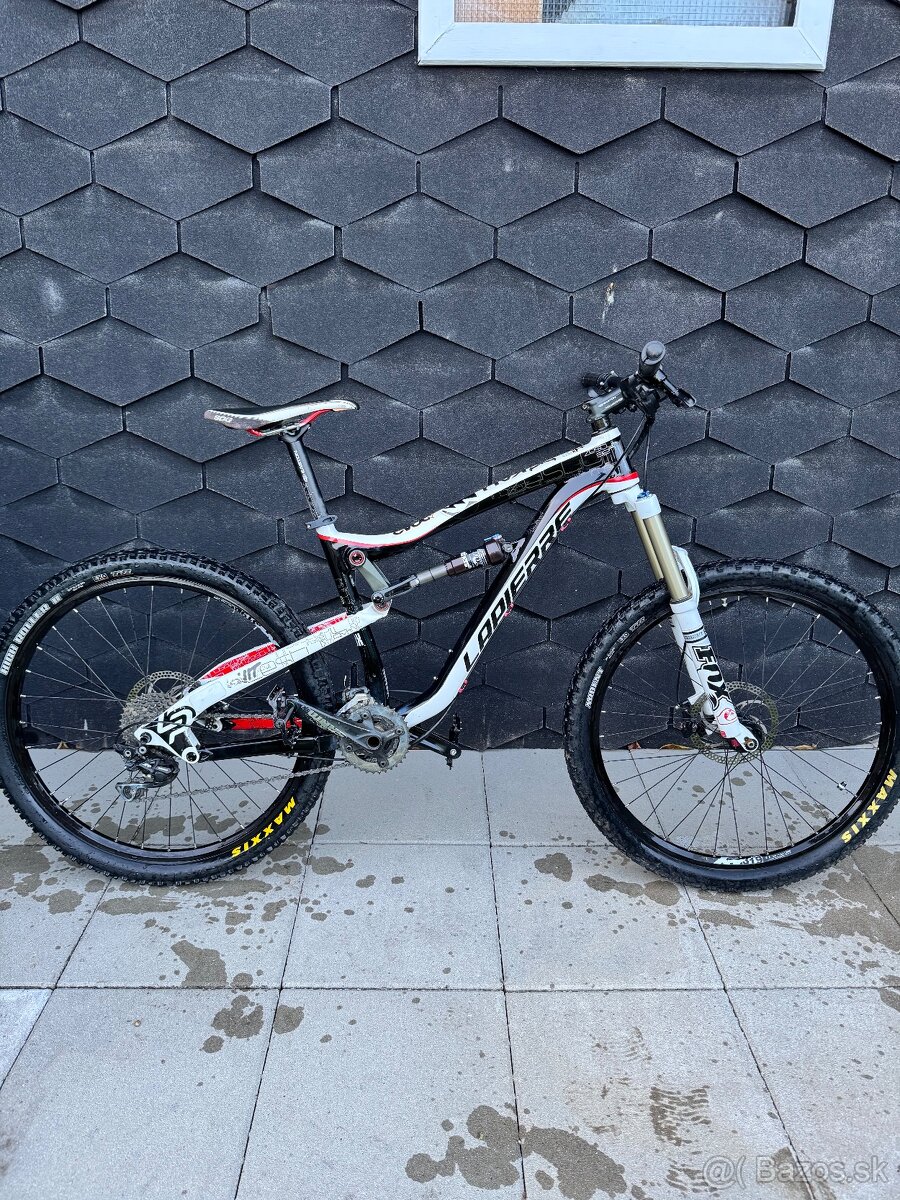 Enduro bicykel Lapierre Zesty