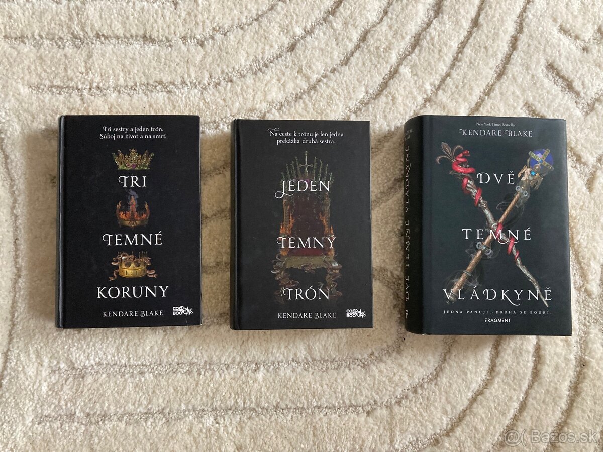 Kendare blake tri temne koruny