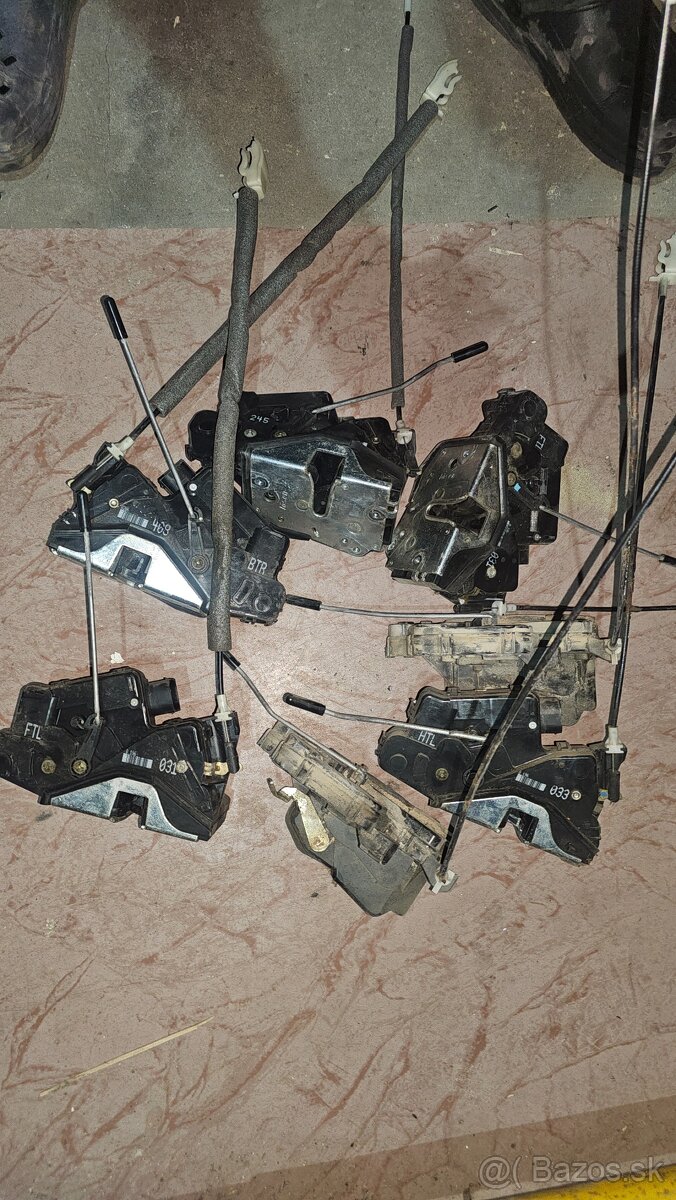 Bmw e46 zámok dverí