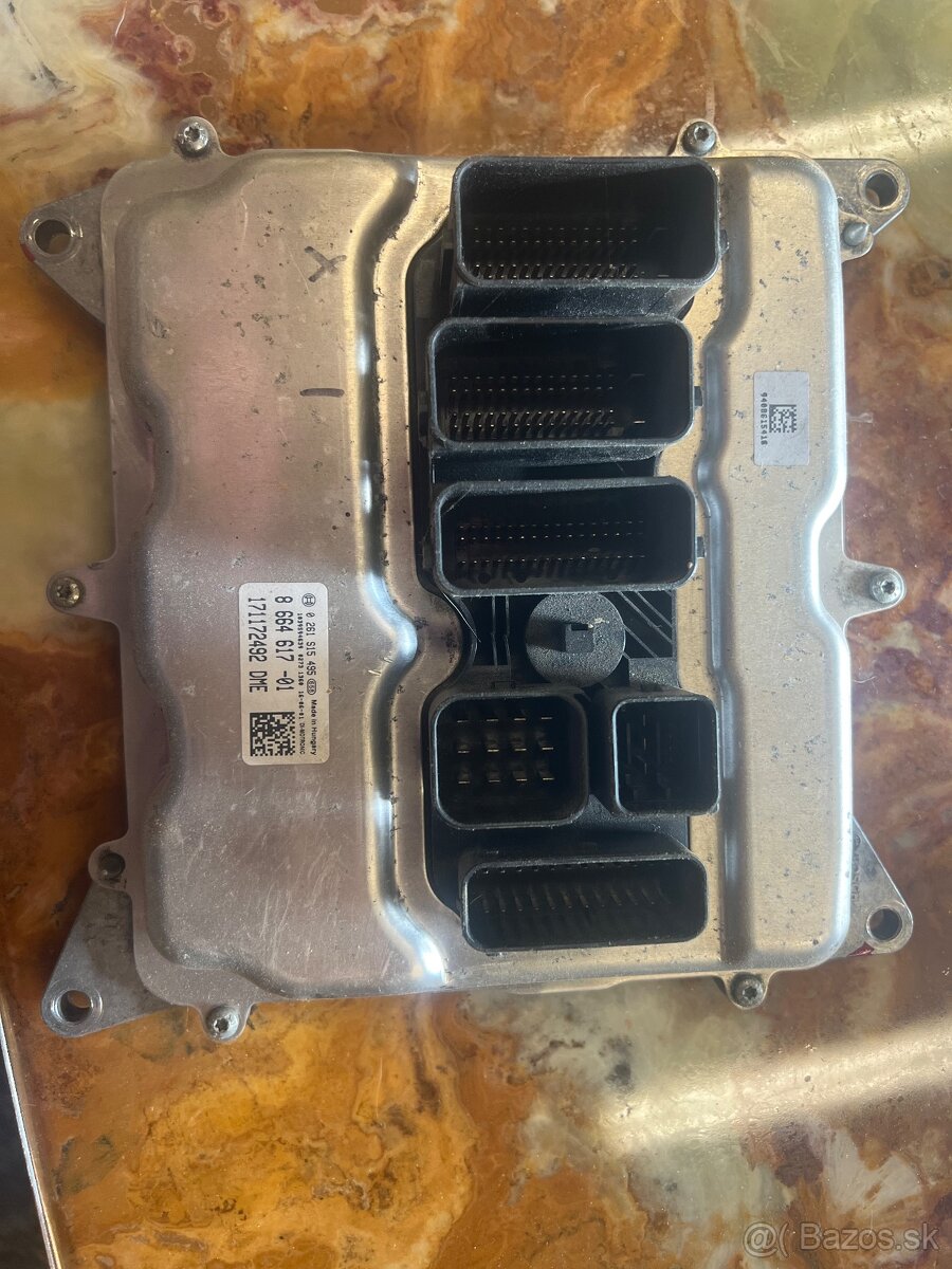 Riadiaca jednotka BMW x5 F15