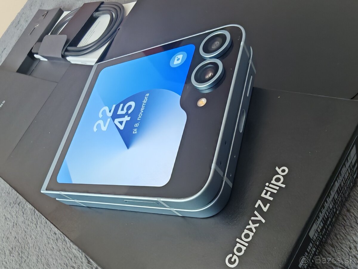 Samsung Galaxy Z flip 6 12/256