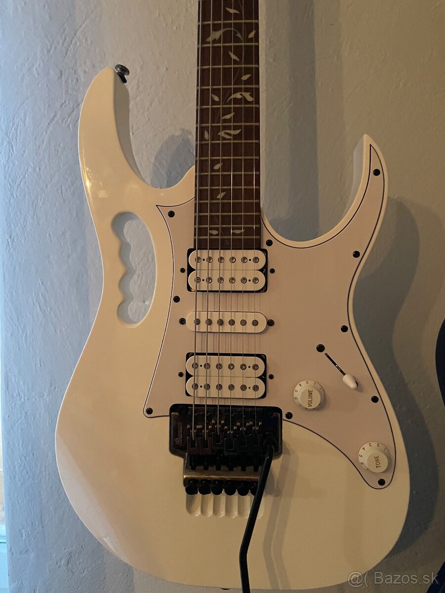 Predám elektrickú gitaru ibanez