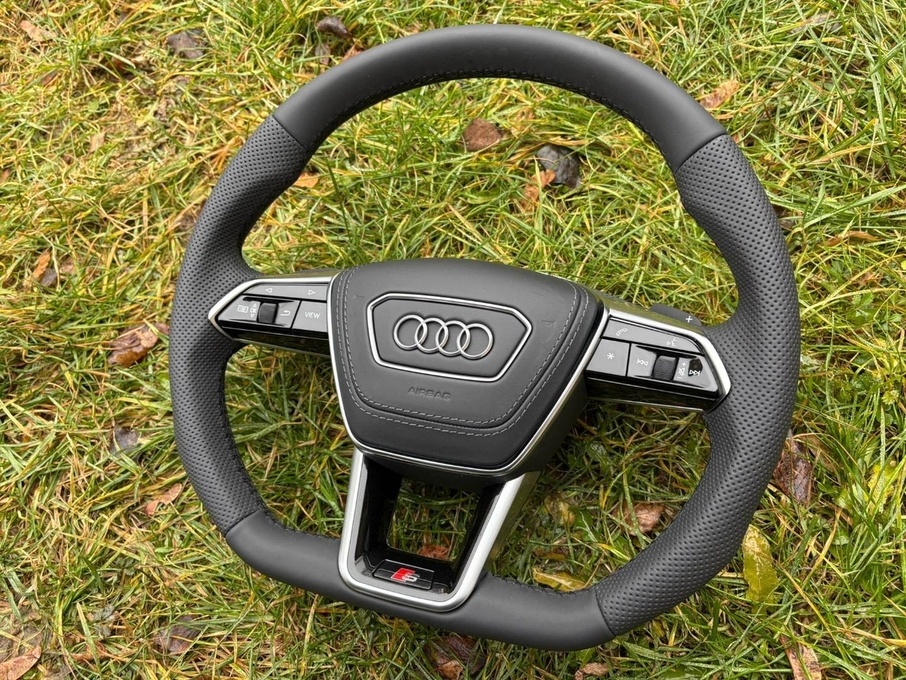 AUDI S volant A6 C8 A8 SQ8 Q8 kozeny zkoseny perforovany