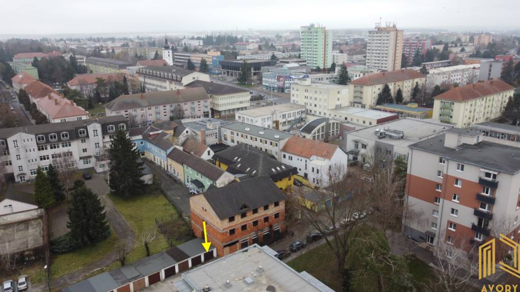 NA PRENÁJOM GARÁŽ v CENTRE MESTA SENICA