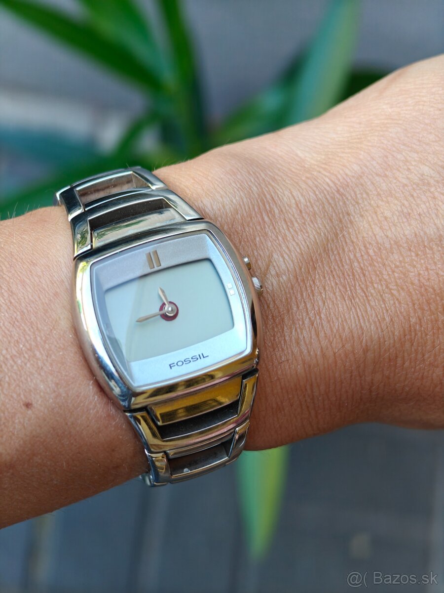 Dámske vintage Fossil hodinky