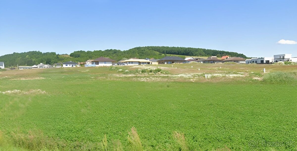 NA PREDAJ STAVEBNÝ POZEMOK – OBEC SVINIA