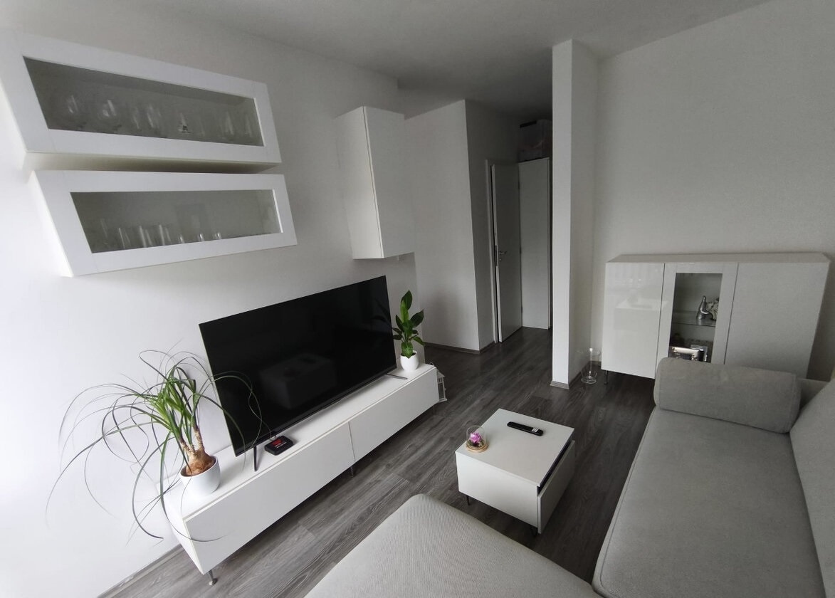 Prenájom 2i byt, Zvolenská cesta, Radvaň, Banská Bystrica.