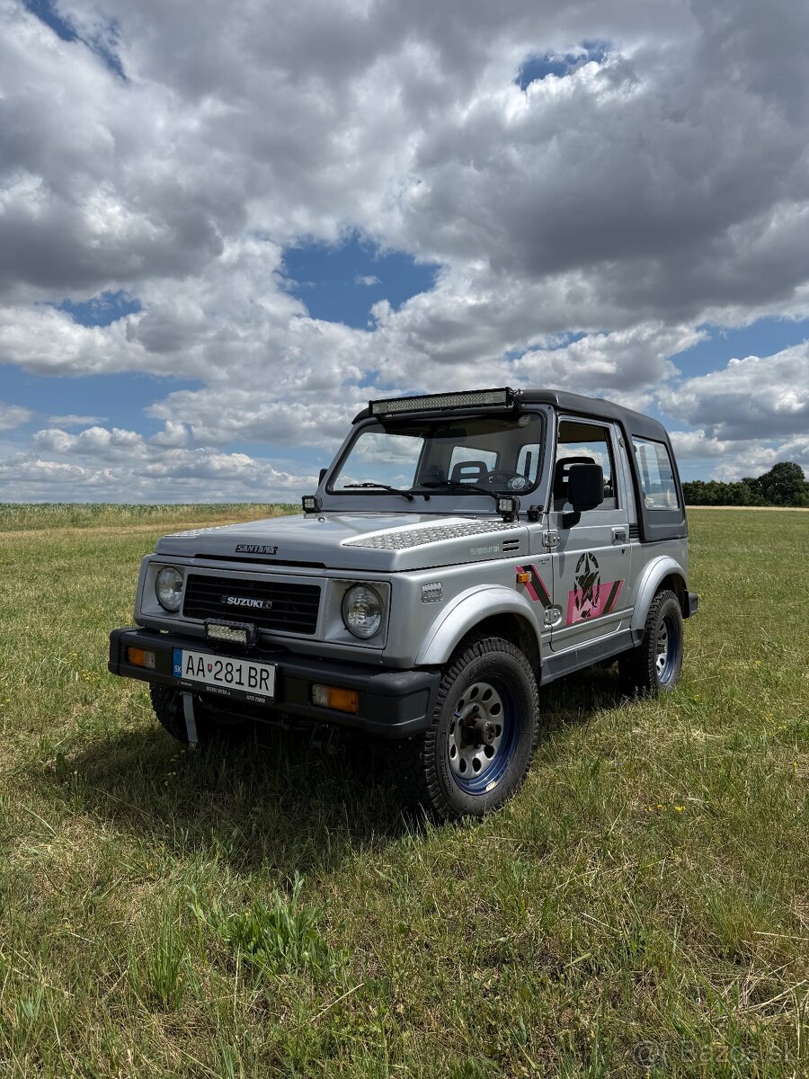 Suzuki samurai santana
