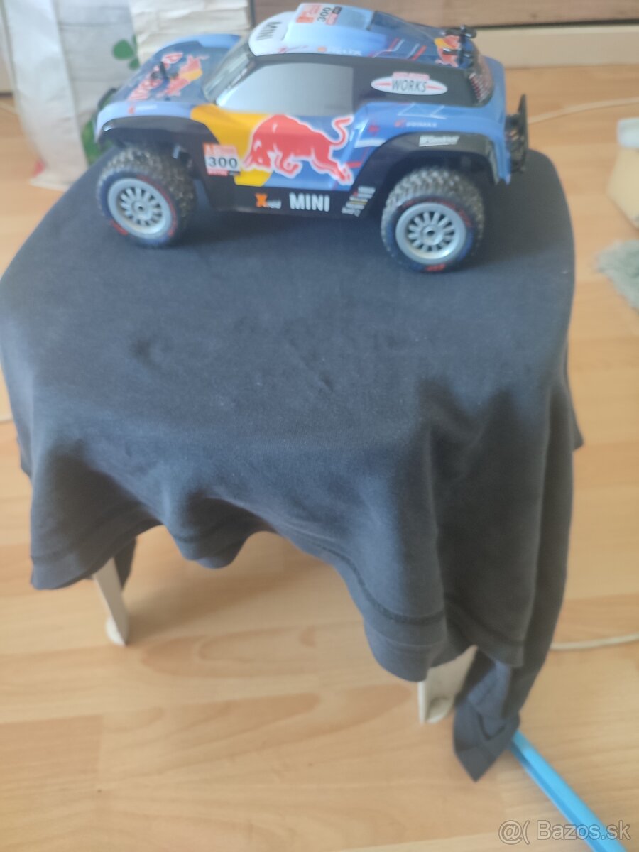 Autíčko na diaľkové