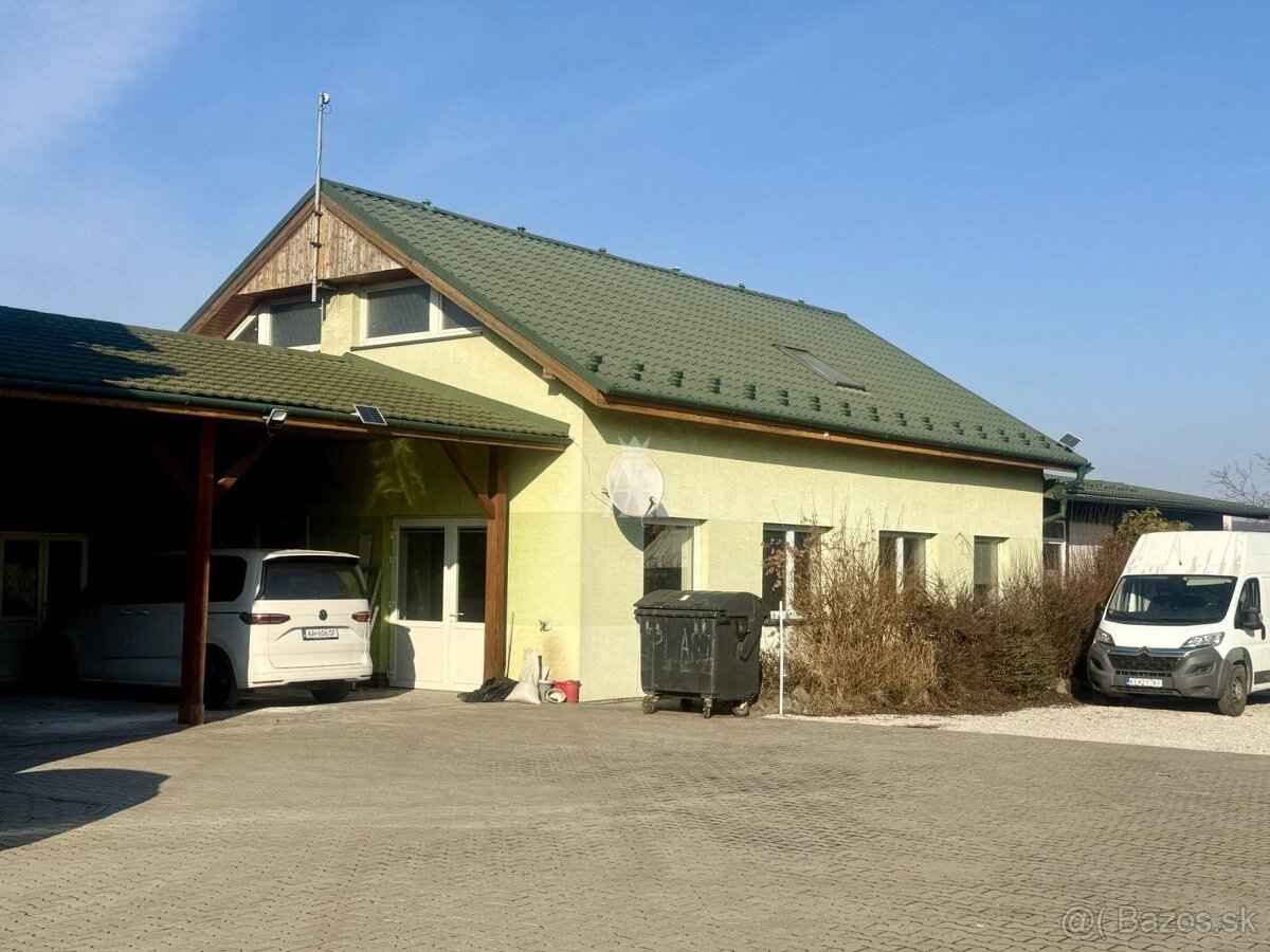 OBCHODNÝ PRIESTOR, UL. OSLOBODITEĽOV, KOŠICE IV - BARCA