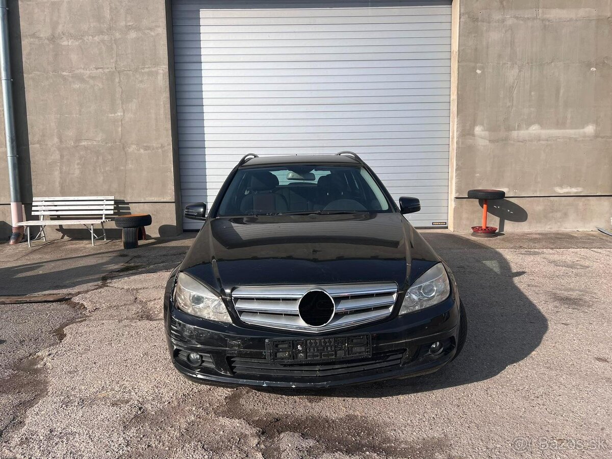 Predám náhradné diely na Mercedes W204 c180 benzin