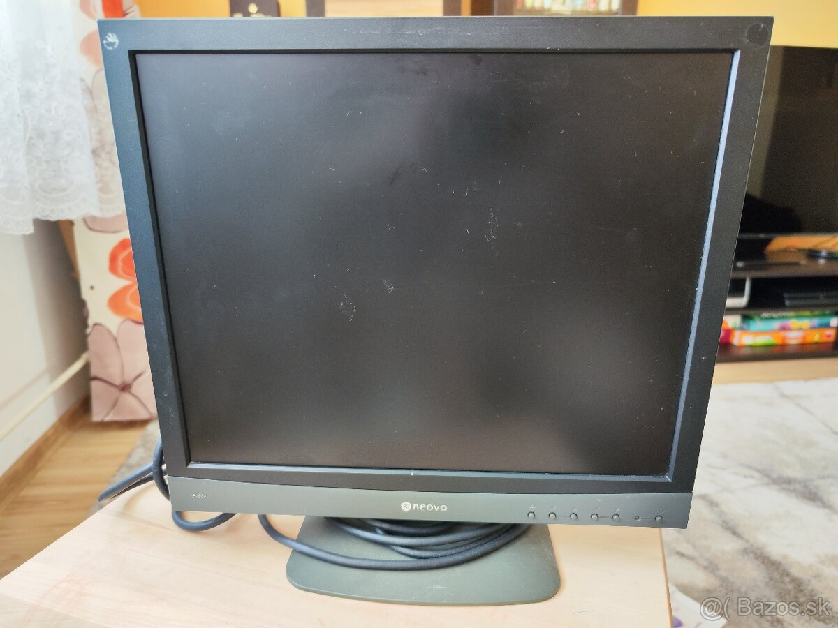 LCD Monitor 17"