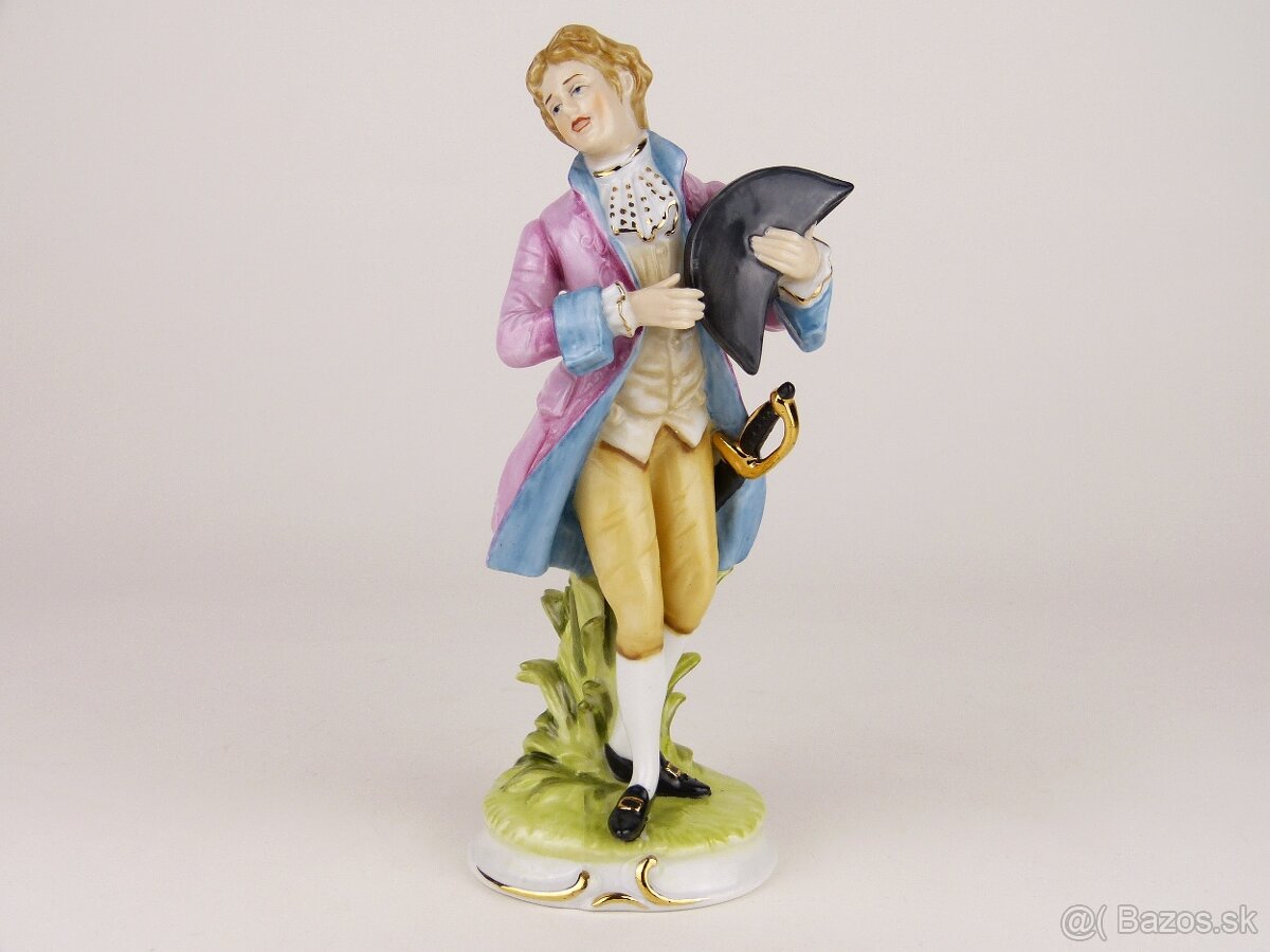 Porcelánová Soška - Šľachtic so Šabľou