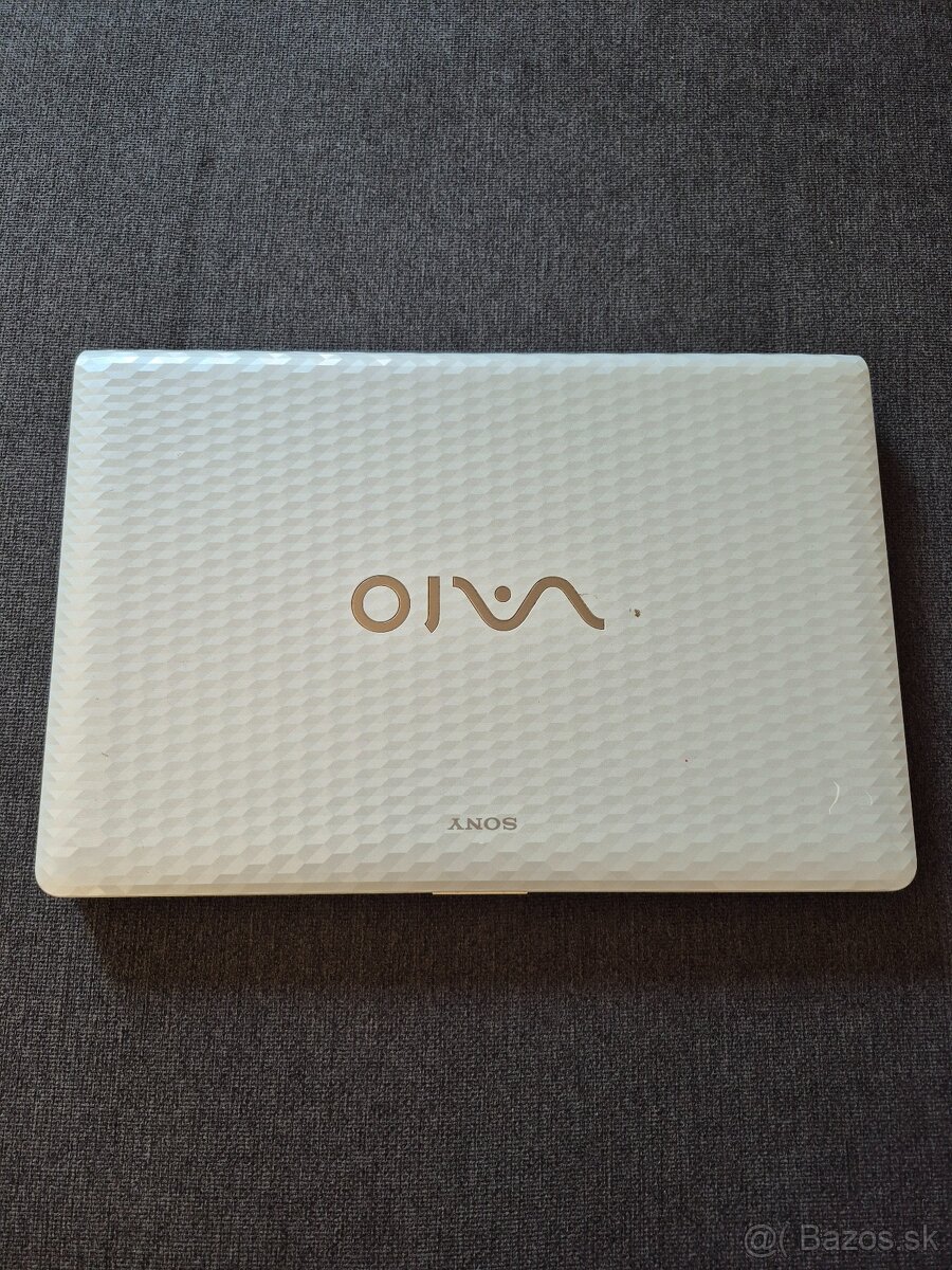 Predam sony vaio