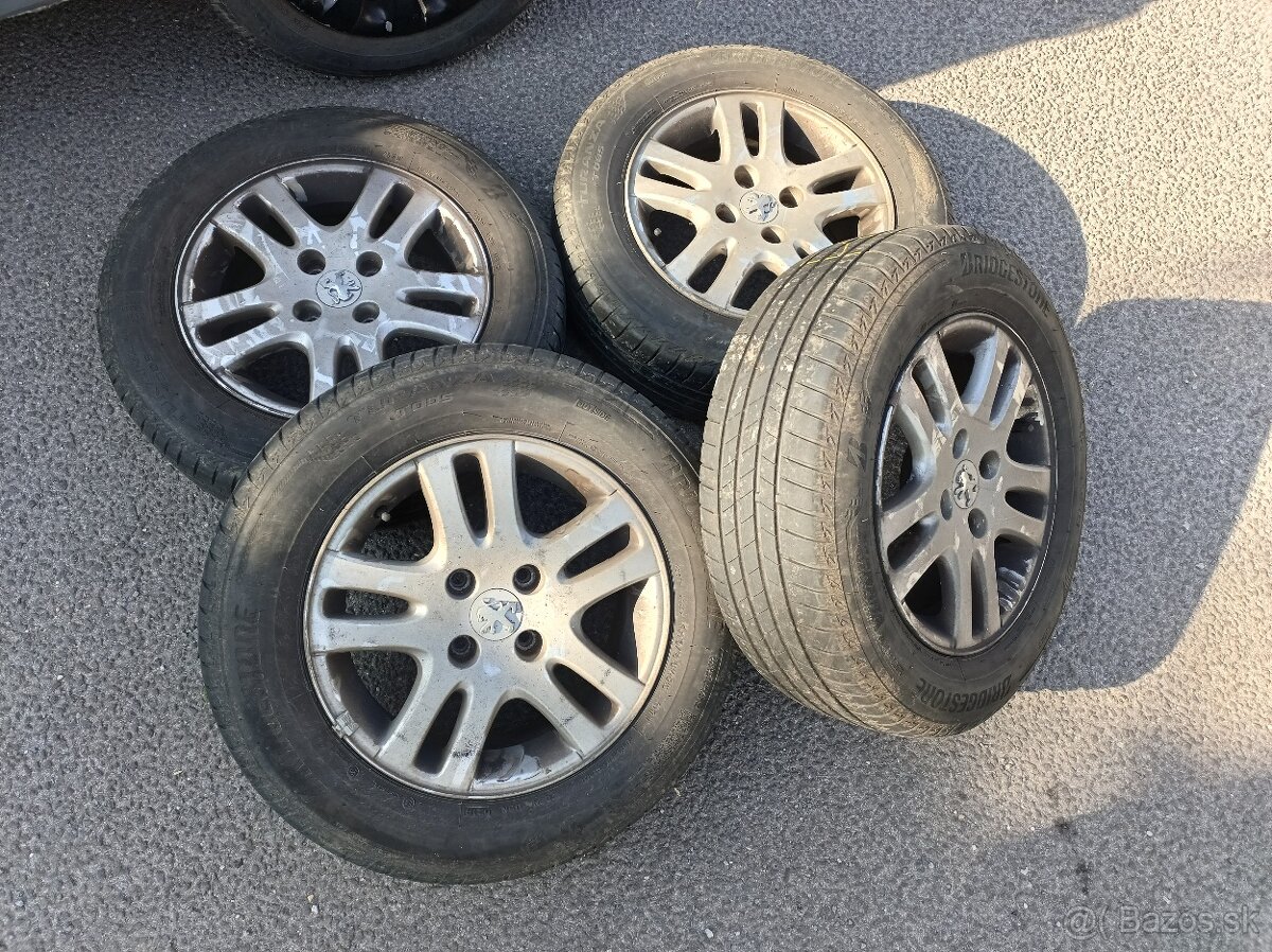 Predam originalne Peugeot 15" elektrony